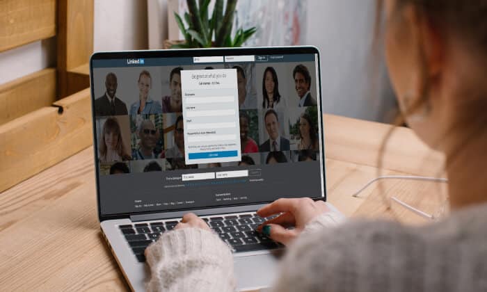 Boosting SSI: Request and Give Recomendations